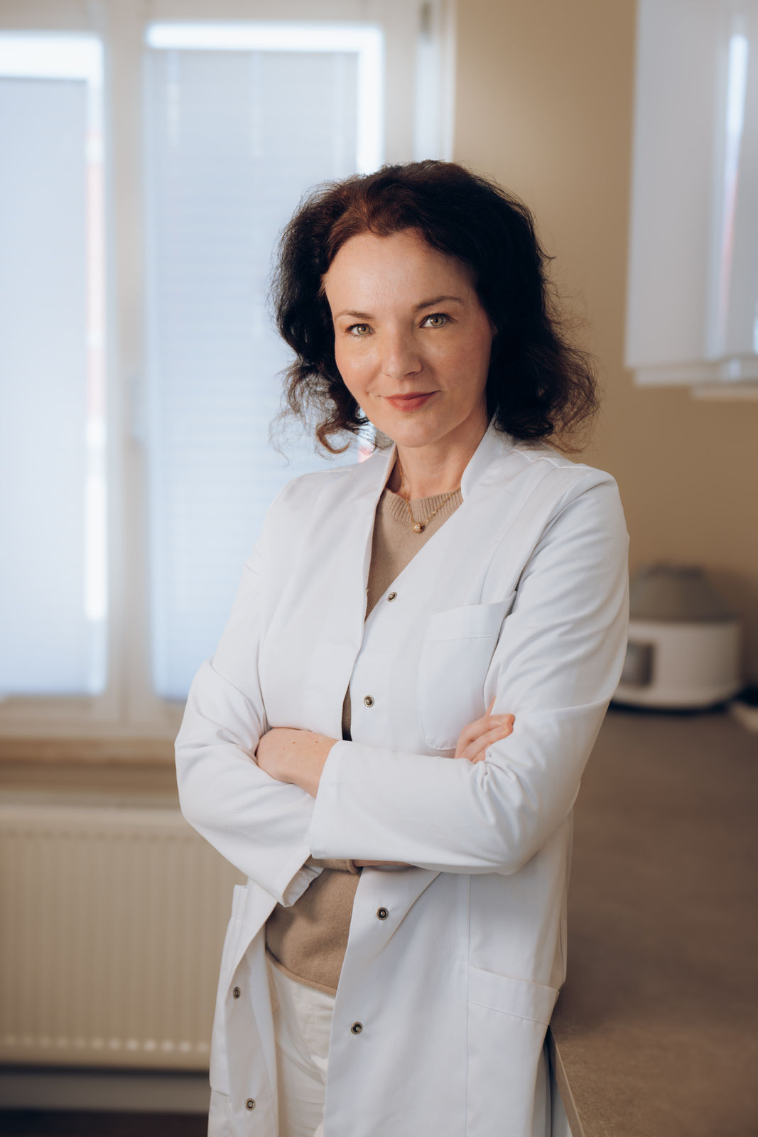 Porträt von Dr. Johanna Ulrich, Ärztin für ästhetische Medizin